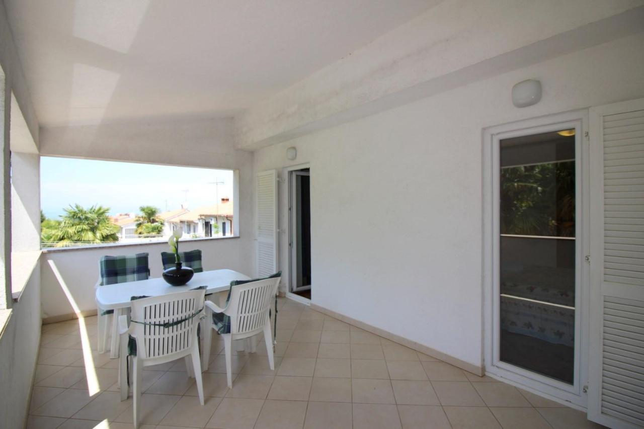 Apartment in Porec/Istrien 10214 Extérieur photo